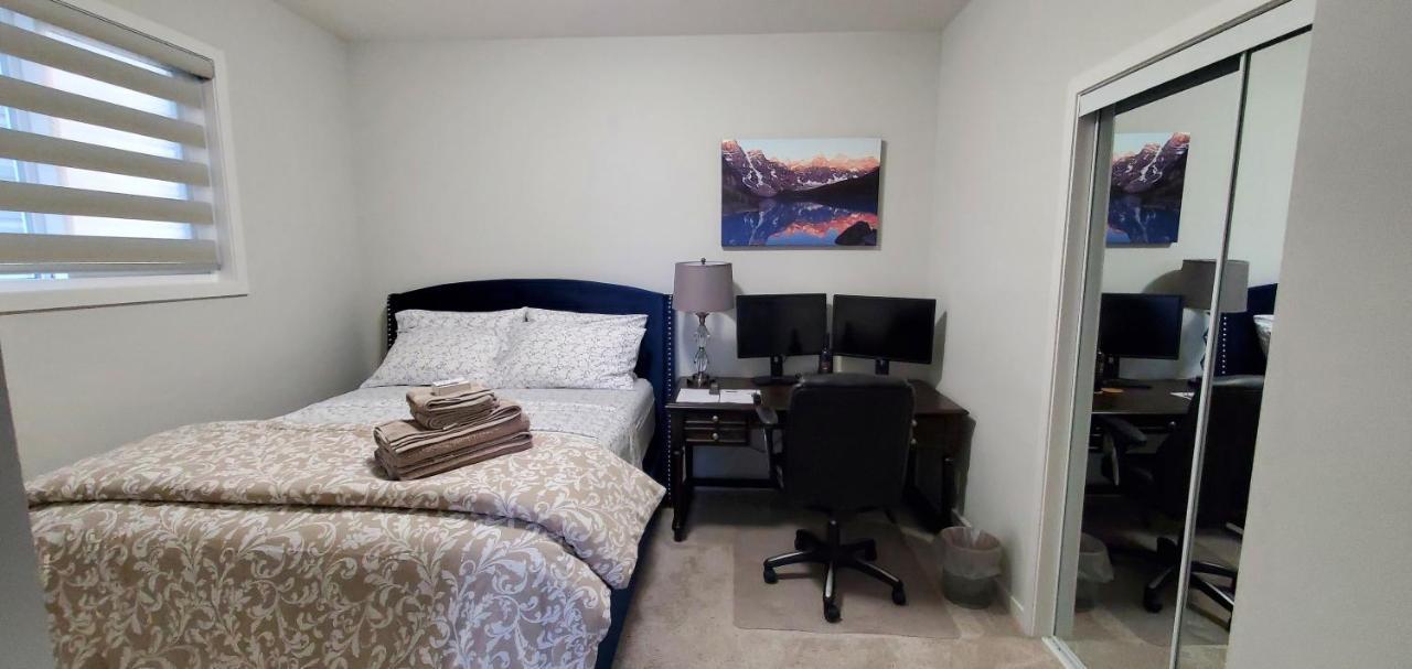 Séjour chez l'habitant Delightful 1-bedroom Private In A New Calgary